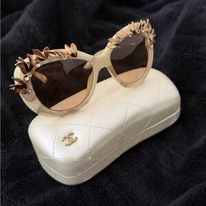 CHANEL Beige Sunglasses with Gold Leaf Detail